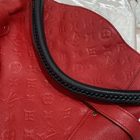 Authentic Louis Vuitton Bagatelle Empreinte Hobo handbag - Picture 11 of 14